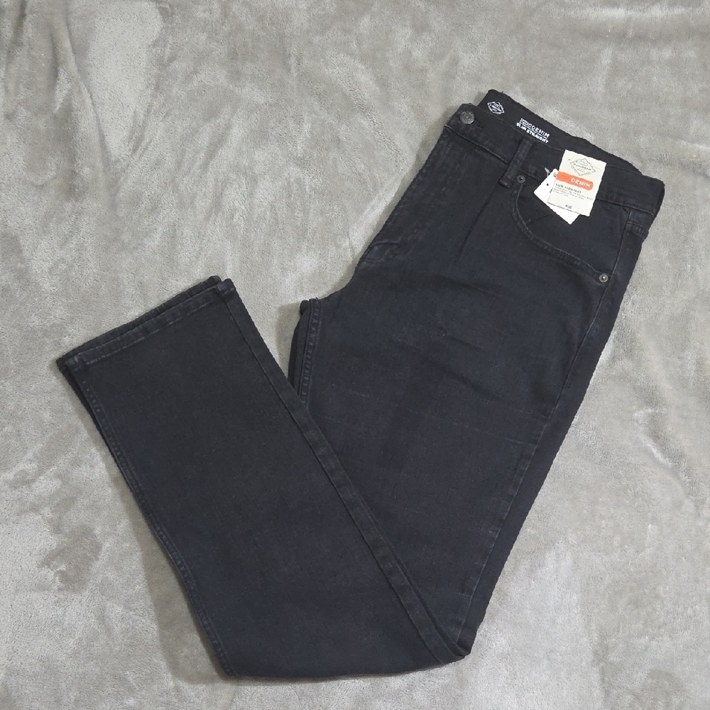 St. John's Bay Men's Black Slim Straight Jeans